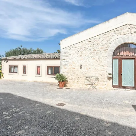 Сasa de vacaciones Tenuta Licitra *